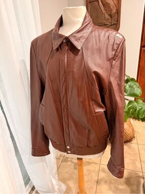 Vintage Brown Leather Bomber Jacket Mens 44 Made in Korea